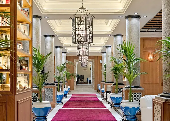 Boutique Hotel H10 Villa De La Reina